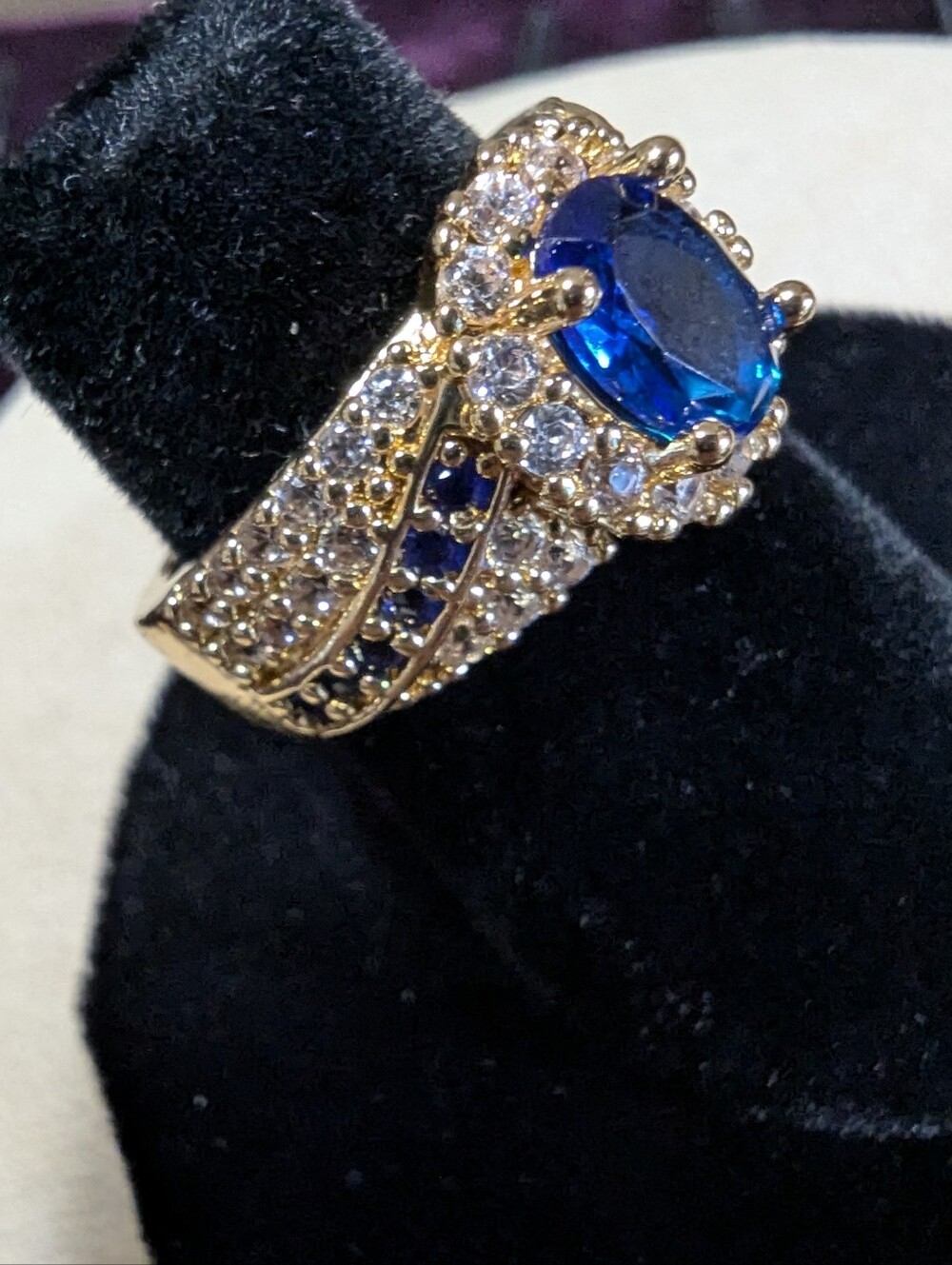 2.50Ct Oval Cut Lab Created Sapphire Women's Ring 14k Yellow Gold Plated NWT